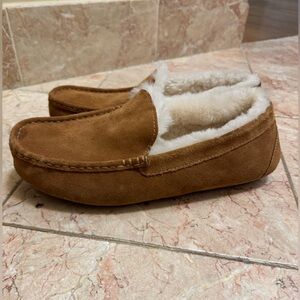 dluxe by dearfoams men’s chestnut slippers size 10